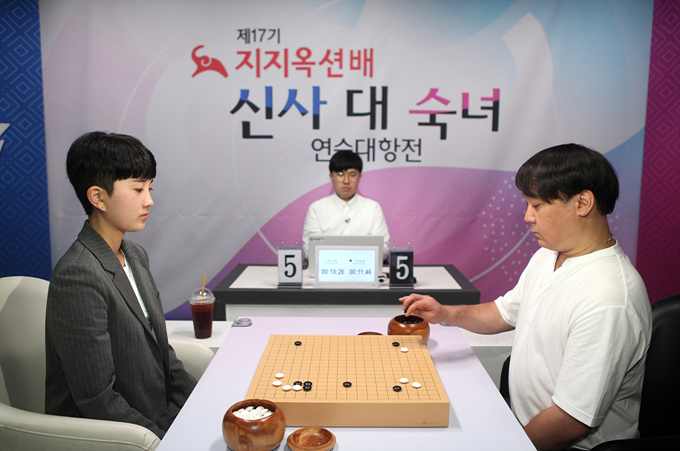 선봉 이정우, 데뷔전서 산뜻한 승리 세계사이버기원